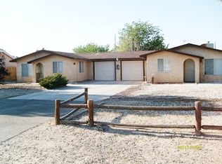 21390 Laguna Rd APT B, Apple Valley, CA 92308