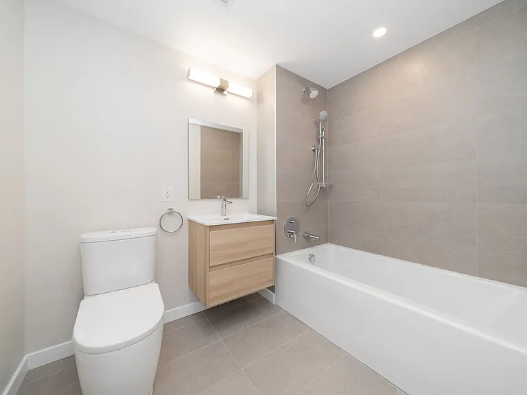 3870 Sedgwick Ave #2F — Photo 7