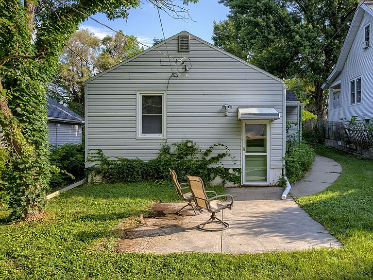 6457 Parker St — Photo 20