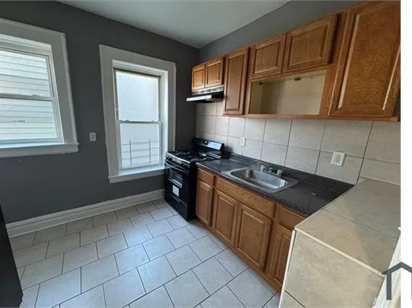 220 Roseville Ave, Newark, NJ
