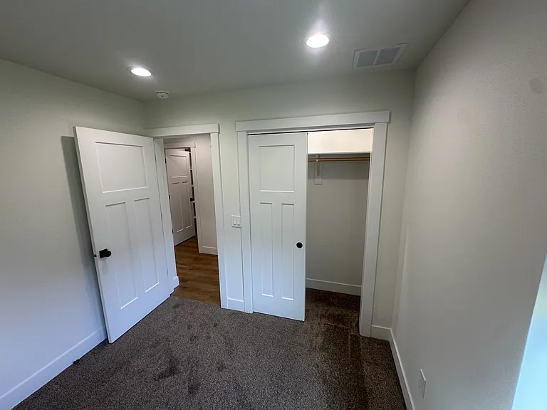701 Schodde Ave #C — Photo 11