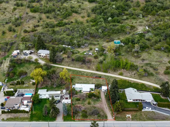 8268 Old Kamloops Rd, North Okanagan, BC V1H 1W8