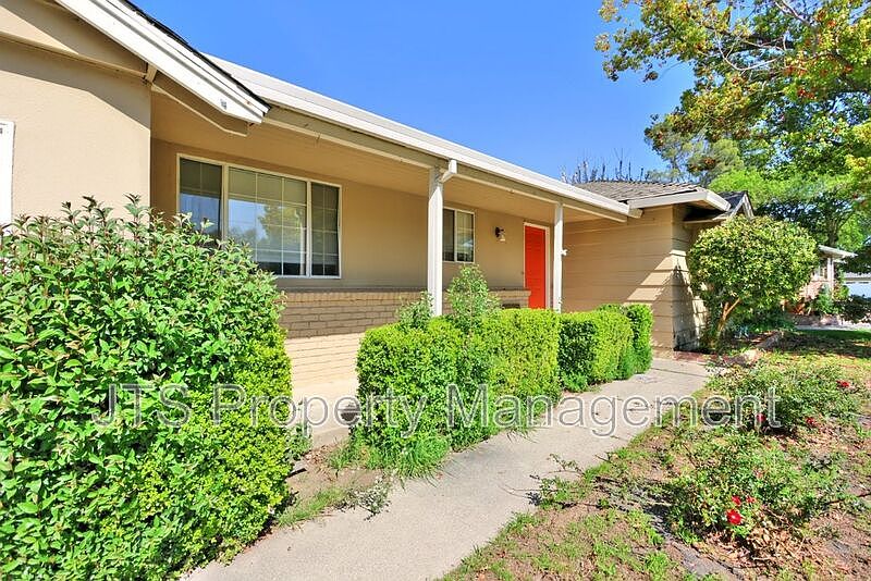 6565 S Land Park Dr, Sacramento, CA 95831 | Zillow
