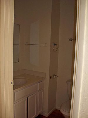 4th image of 111 S Barkley APT 104