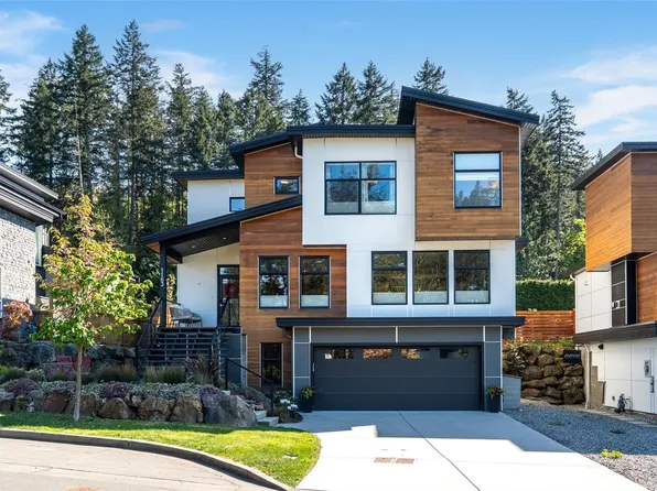 1163 River Rock Pl, Highlands, BC V9B 0S6