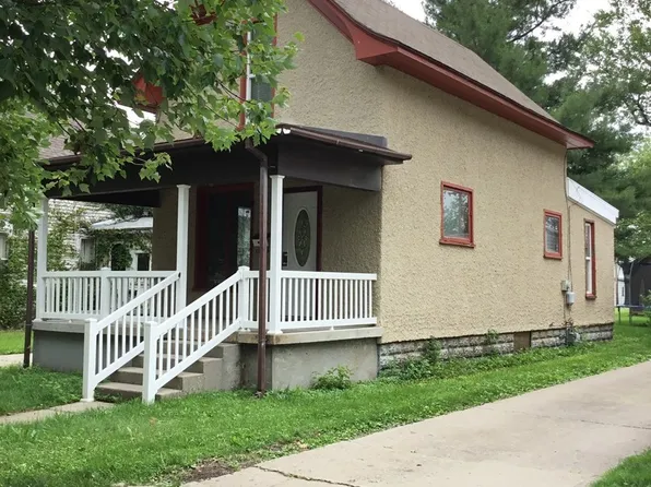 618 S 8th St, Goshen, IN 46526