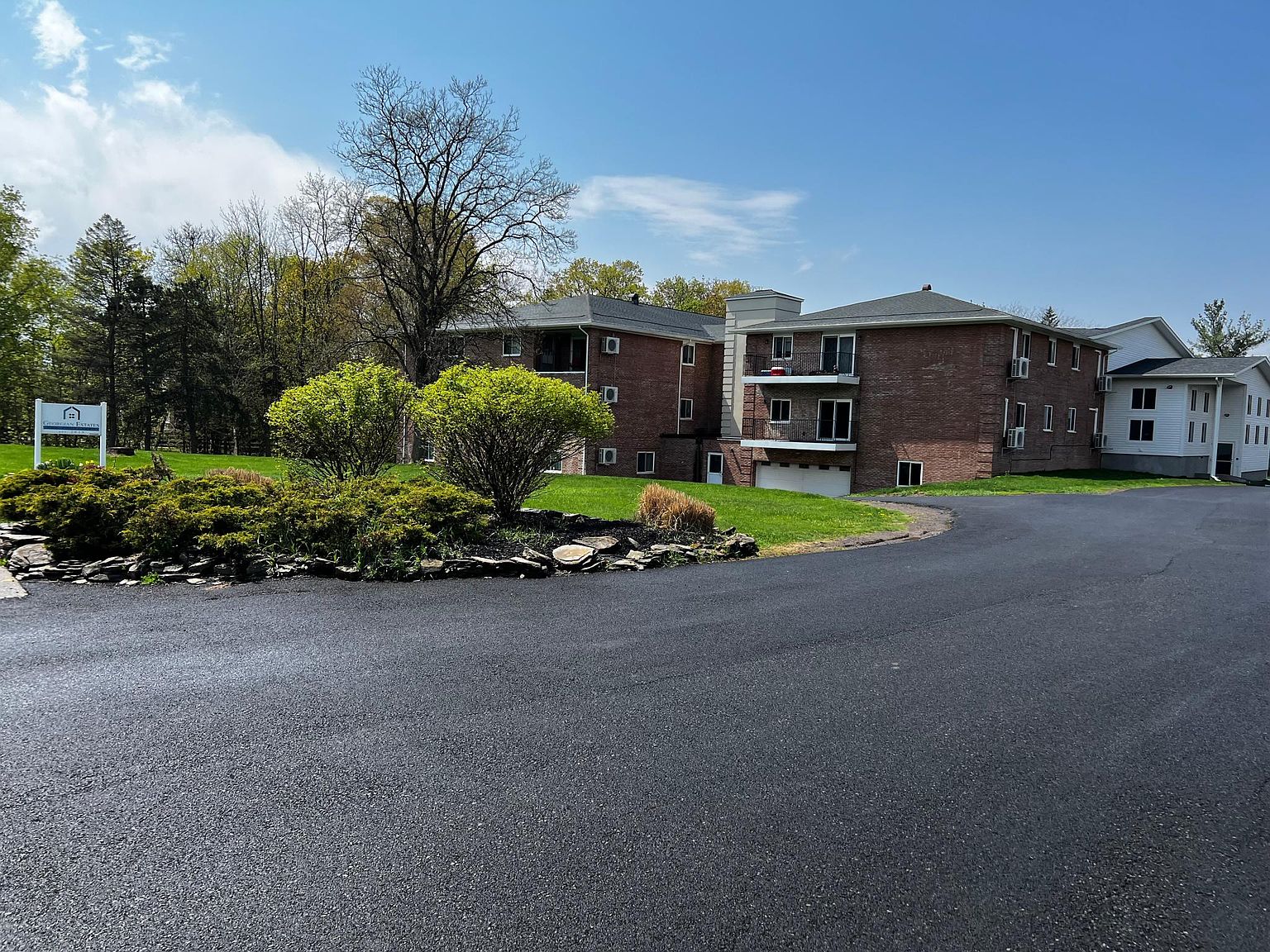 2410 Oneida St 2J, Utica, NY 13501 Zillow