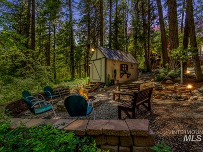 518 Brenda Dr, Cascade, ID, 83611