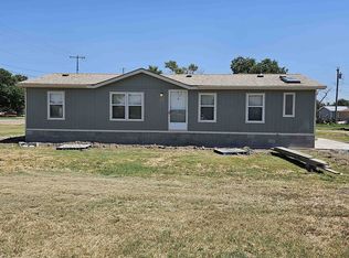 202 S 12th St, Garden City, KS 67846