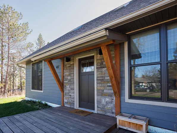 417 4th Ave W, Grand Marais, MN 55604