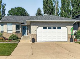 1218 Great Lakes Pl S, Lethbridge, AB T1K6R6