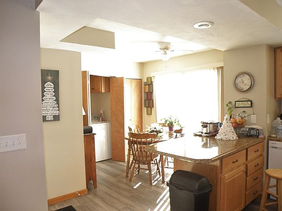 4th image of 27594-2759 County Road 4 W