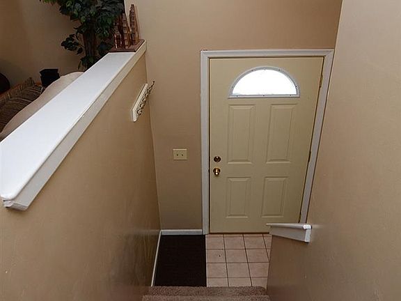 3rd image of 48 Cypress Cir