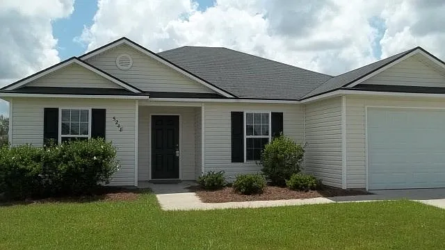 3 Bedroom in the Branch Point Subdivision — Photo 1