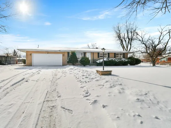 701 W 78th Ave, Merrillville, IN 46410