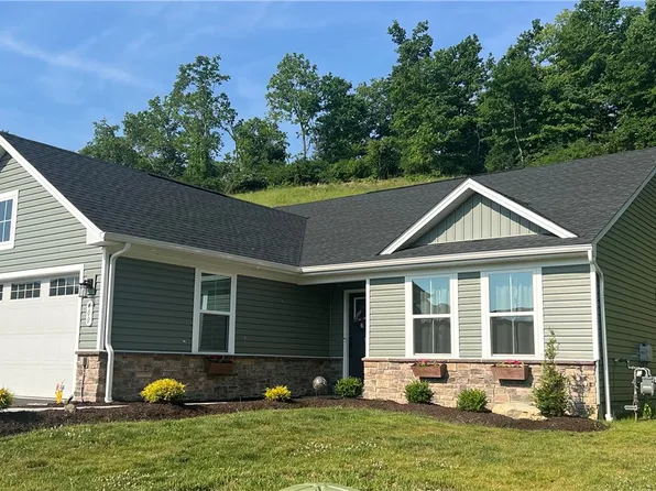 400 Spruce Ln, Houston, PA 15342