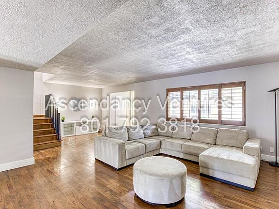 3rd image of 745 E Three Fountains Cir Unit 38