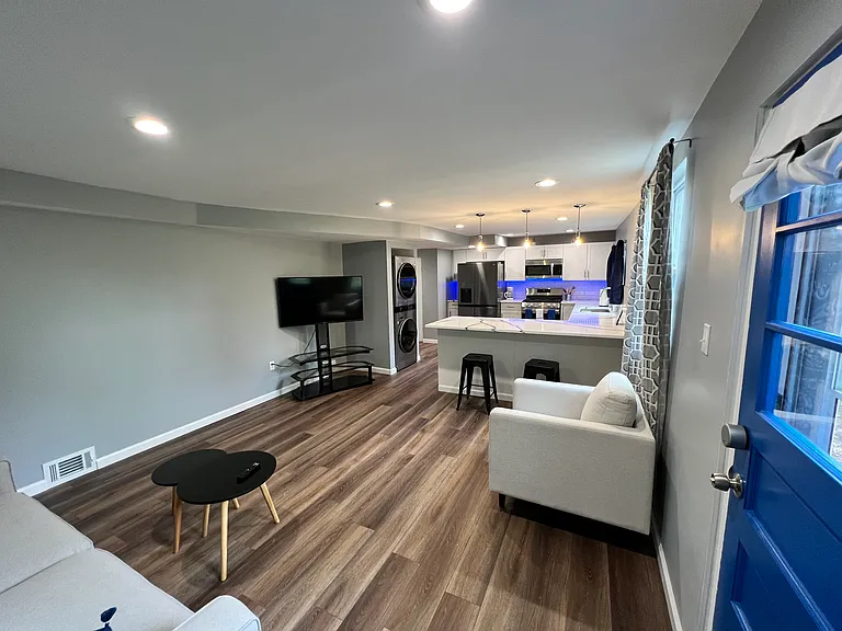 3932 Vinceton St #1 — Photo 6