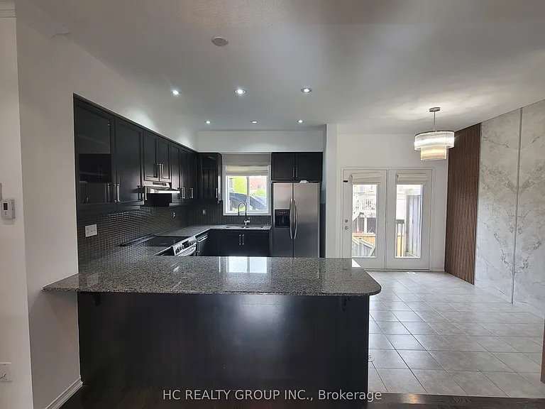 227 Dairy Dr — Photo 5