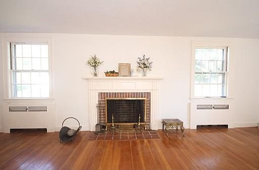 3rd image of 82 Plymouth Ave