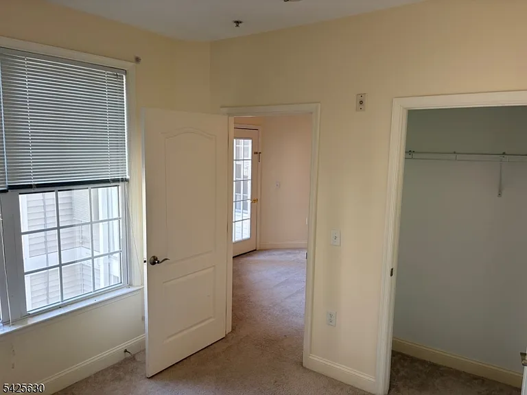 7212 Coventry Ct #212 — Photo 4