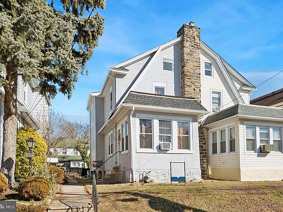 2nd image of 917 Bullock Ave