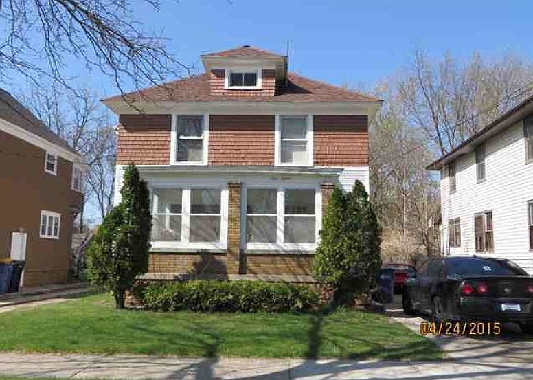 1st image of 915 Watkins St SE
