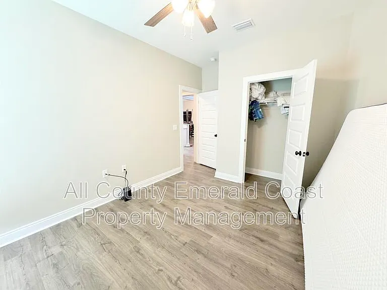 282 Magnolia St — Photo 24