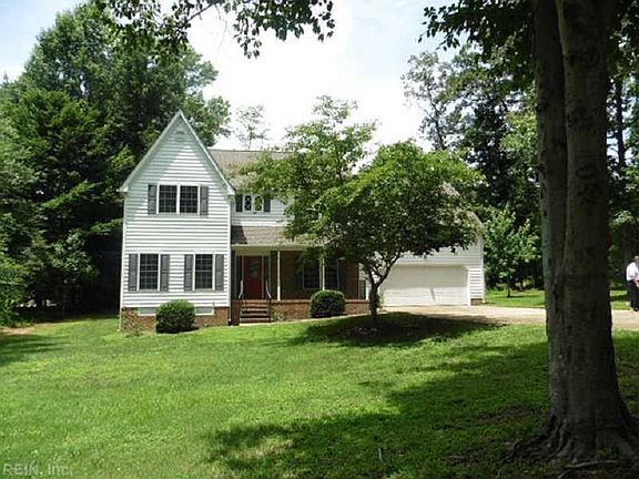 2nd image of 105 Valor Ct