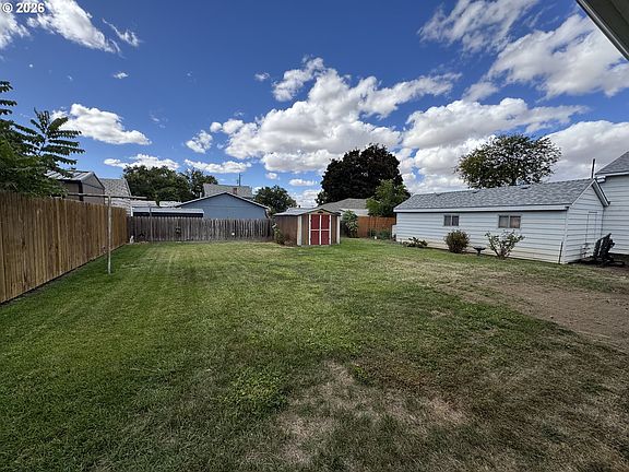 3rd image of 423 SW 16th St