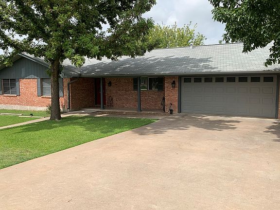 3rd image of 202 Sherwood Ln