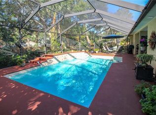 1 S Via Lucinda, Sewalls Point, FL 34996