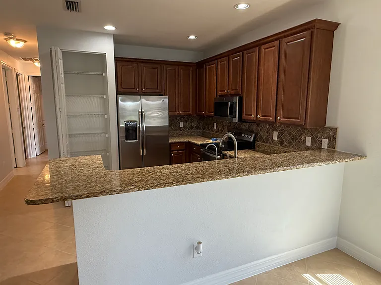 10482 Spruce Pine Ct — Photo 4