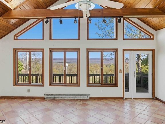 5th image of 117 Linaberry Rd