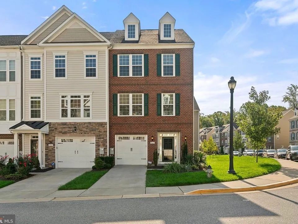 4822 Forest Pines Dr
