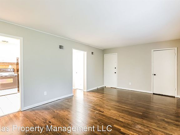2nd image of 1120 E 65th St