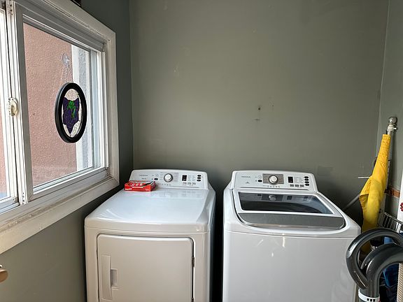 5th image of 1645 Covington St #A