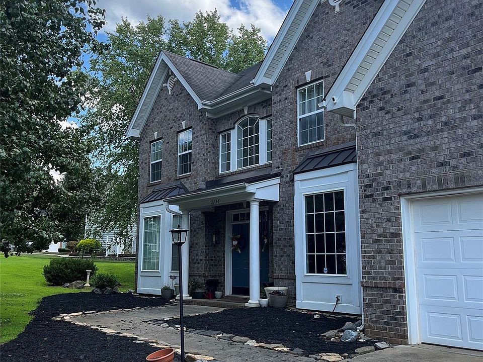 1st image of 2135 E Foxwood Ct