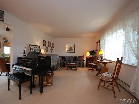 5th image of 225 S Snedecor Ave