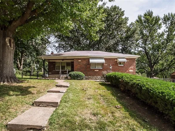 3003 N 54th St, Kansas City, KS 66104