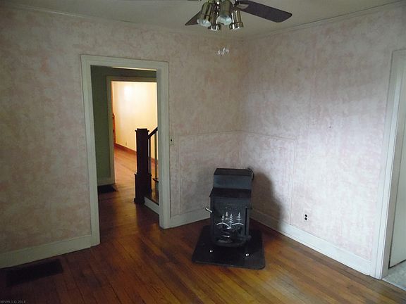 4th image of 4602 Miller Ln