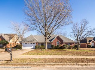 5676 Eagleston Dr, Olive Branch, MS 38654