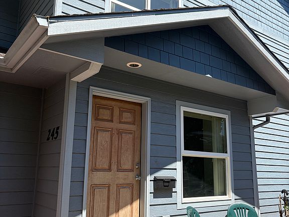 Front of townhouse, streetside unit