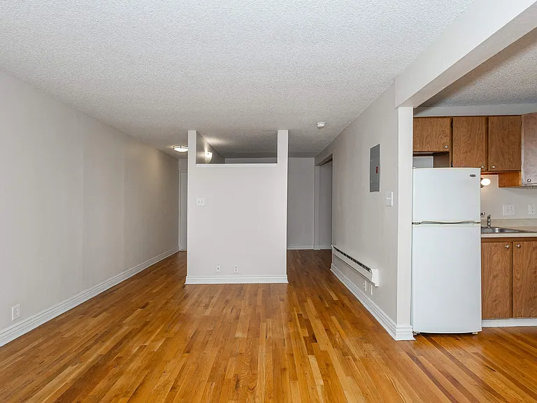 Grant Place — Photo 35