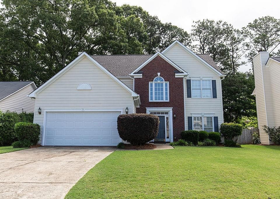 1st image of 3360 Shallowford Green Dr