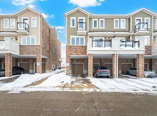 565 Goldenrod Ln, Kitchener, ON N2R 0L7