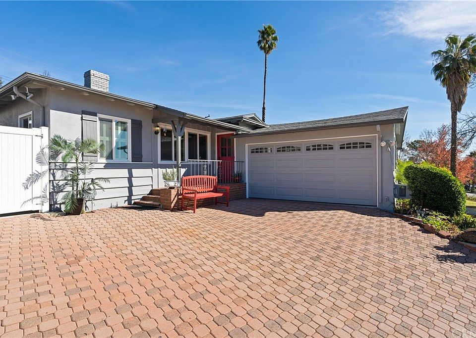 1st image of 2427 Carol Park Pl