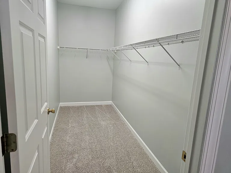 5006 Carleton Dr #126 — Photo 6