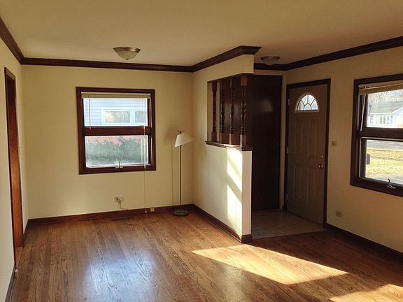 2nd image of 263 N Ashland Ave