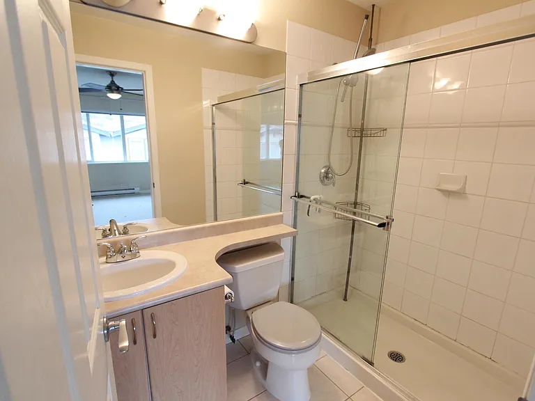 160 Pembina St #33 — Photo 12